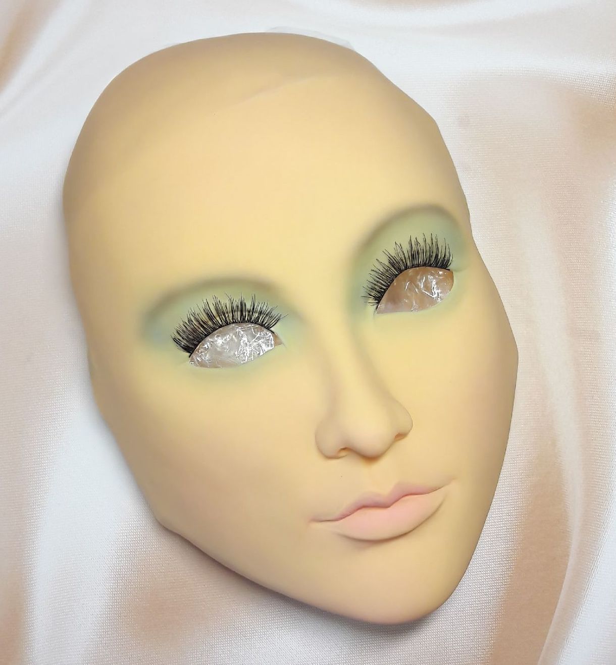 женская маска для мужчин