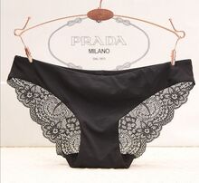 Женские кружевные трусики