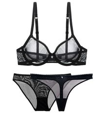 Чёрный полупрозрачный комплект белья