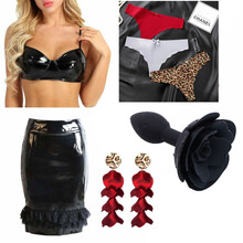 Готовый образ №378: юбка, бюстгальтер, пробка, клипсы, набор трусиков