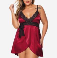 Бордовая комбинация с черным кружевом 